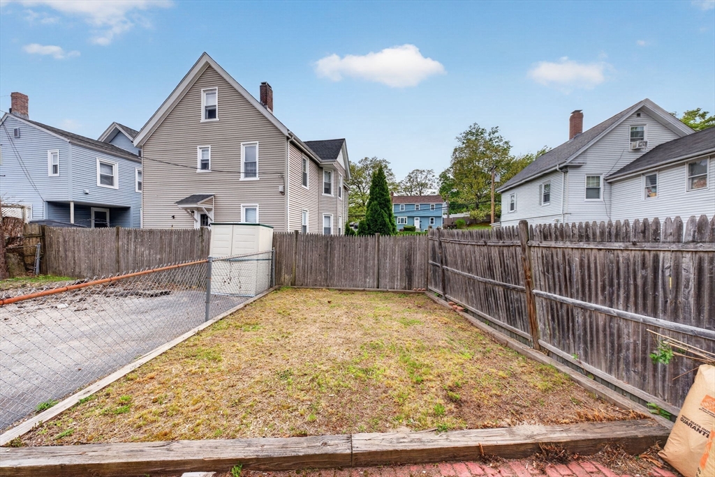 Boston, Massachusetts, 02136, United States, 3 Bedrooms Bedrooms, ,1 BathroomBathrooms,Residential,For Sale,2036481