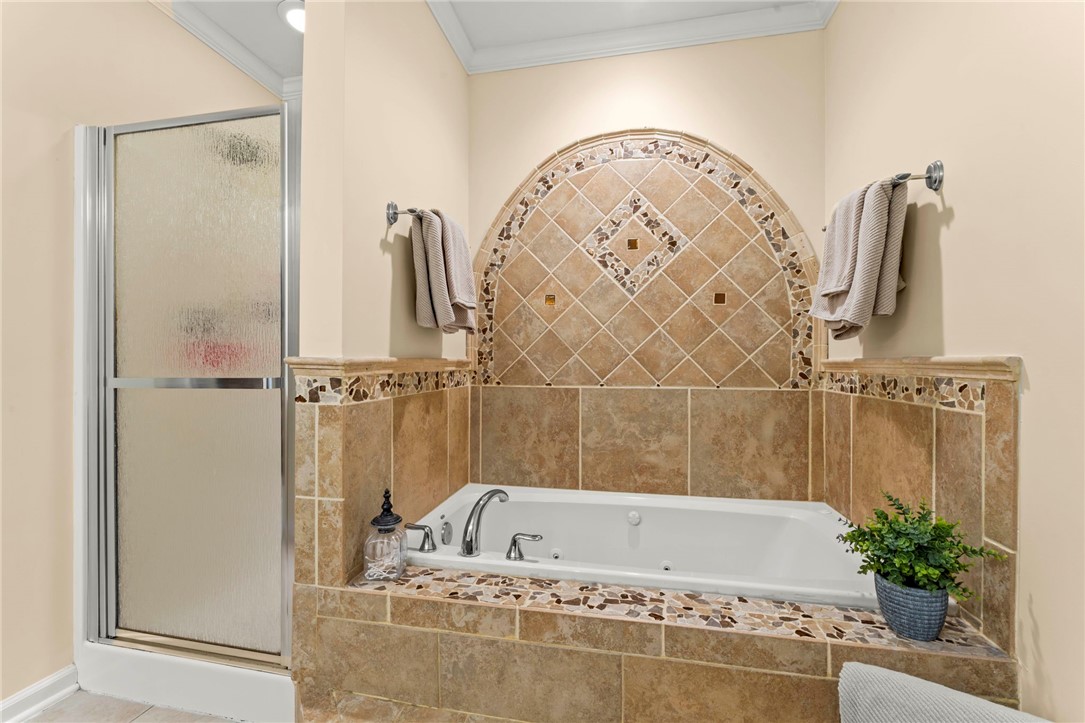 Venetia, Pennsylvania, 15367, United States, 4 Bedrooms Bedrooms, ,4 BathroomsBathrooms,Residential,For Sale,1987098