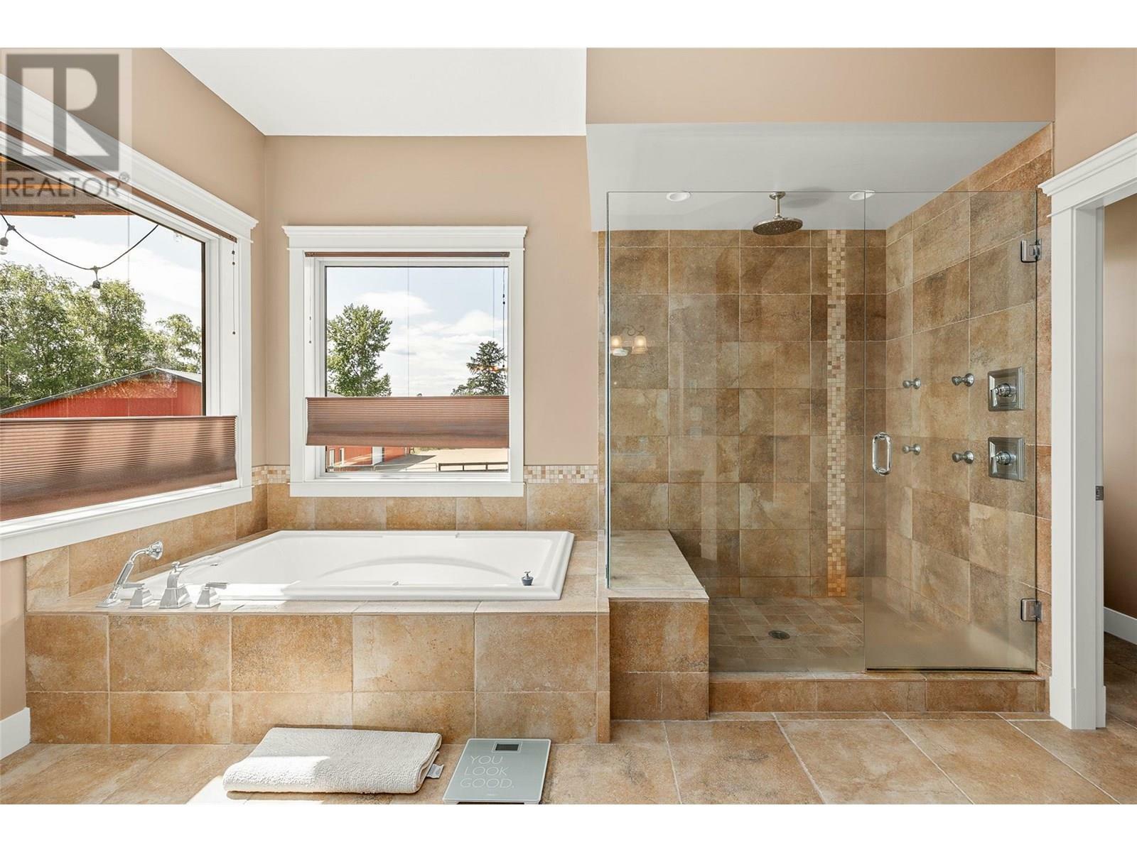 KELOWNA, British Columbia, V1W 4C5, CA, 5 Bedrooms Bedrooms, ,3 BathroomsBathrooms,Residential,For Sale,1883481