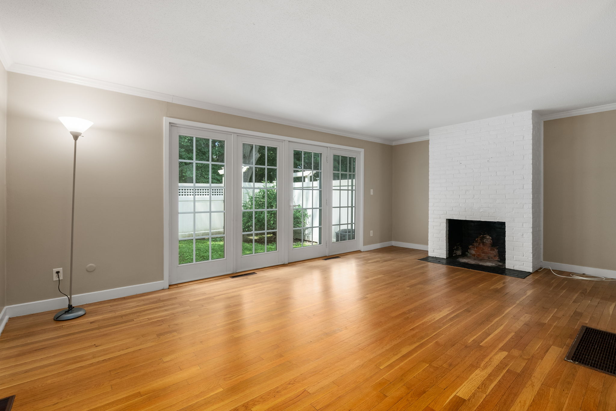  11 Oak Street, Wellesley, MA, 02482 - 物件實景