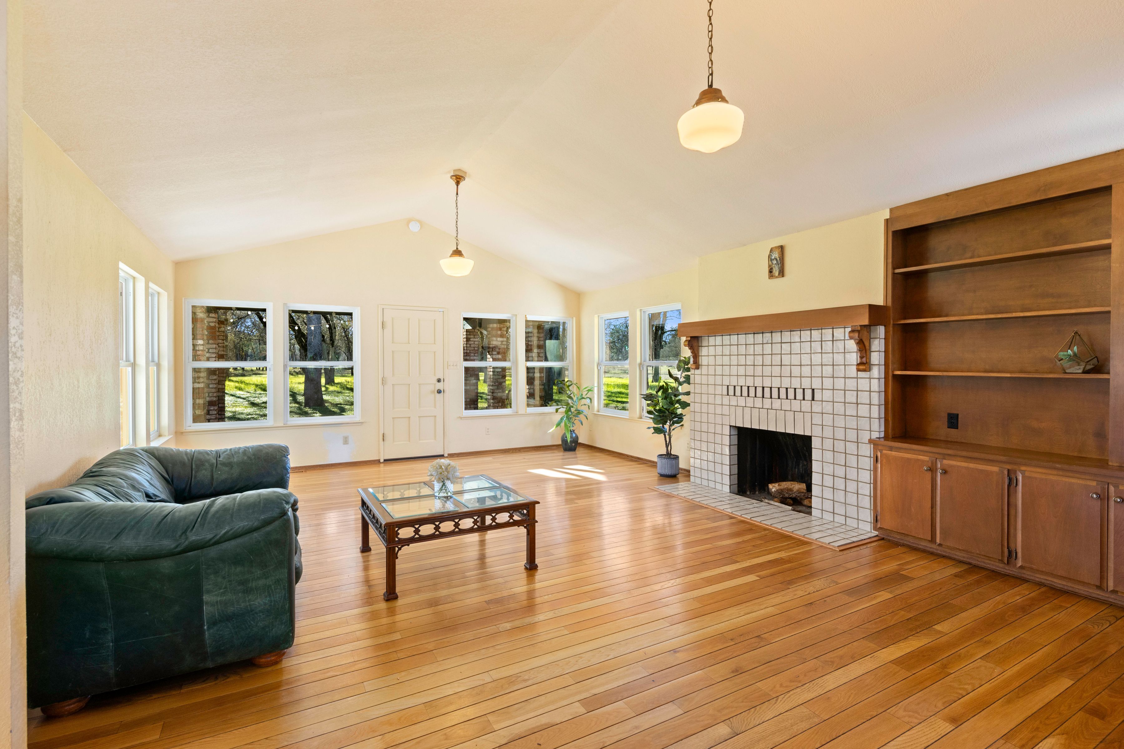  4962 Gaddy Lane - 物件實景