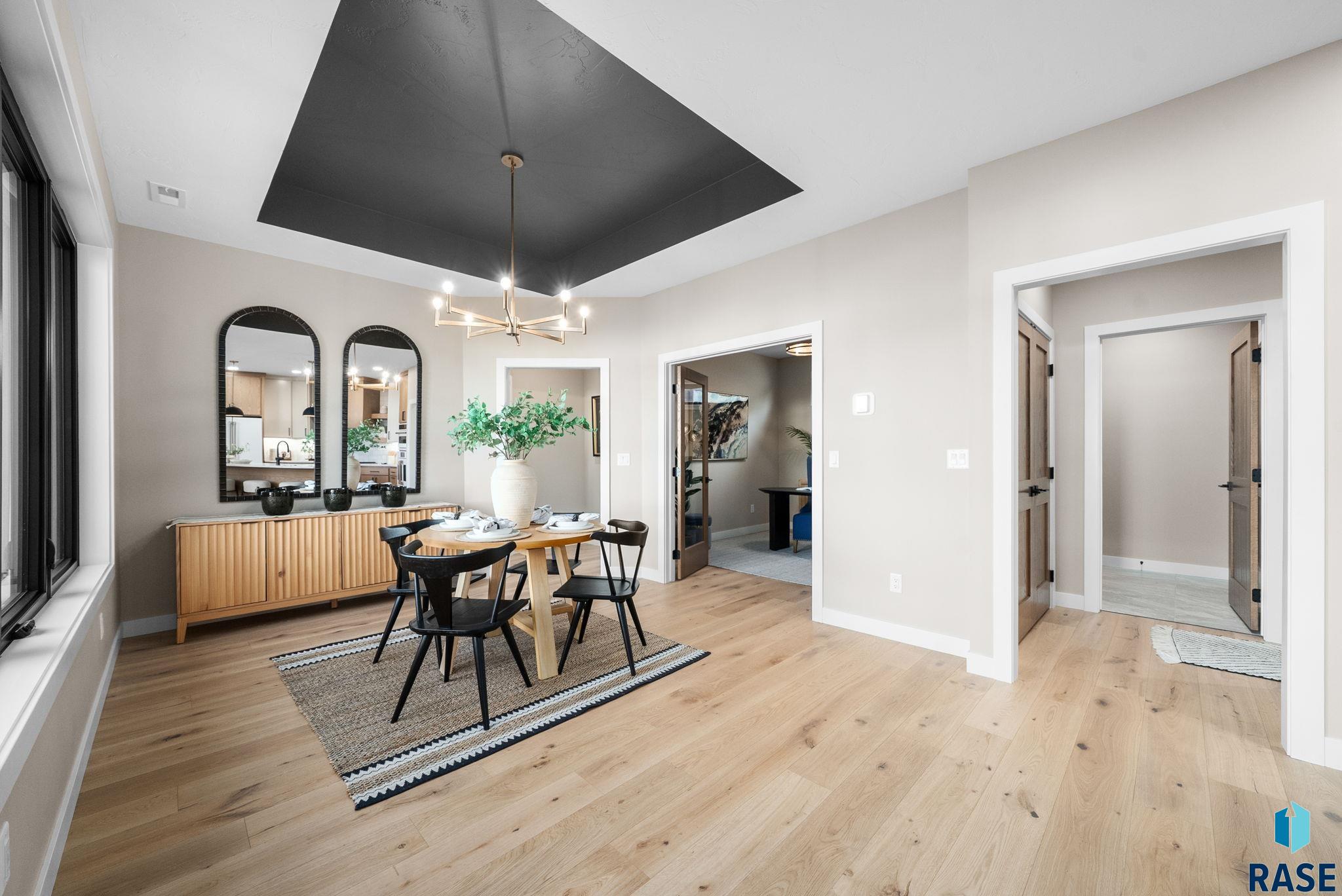 Sioux Falls, South Dakota, 57110, United States, 3 Bedrooms Bedrooms, ,3 BathroomsBathrooms,Residential,For Sale,2001465