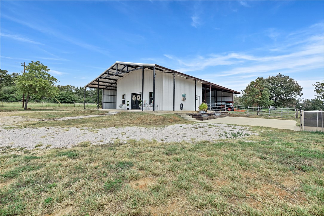 Franklin, Texas, 77856, United States, 2 Bedrooms Bedrooms, ,2 BathroomsBathrooms,Residential,For Sale,1926528