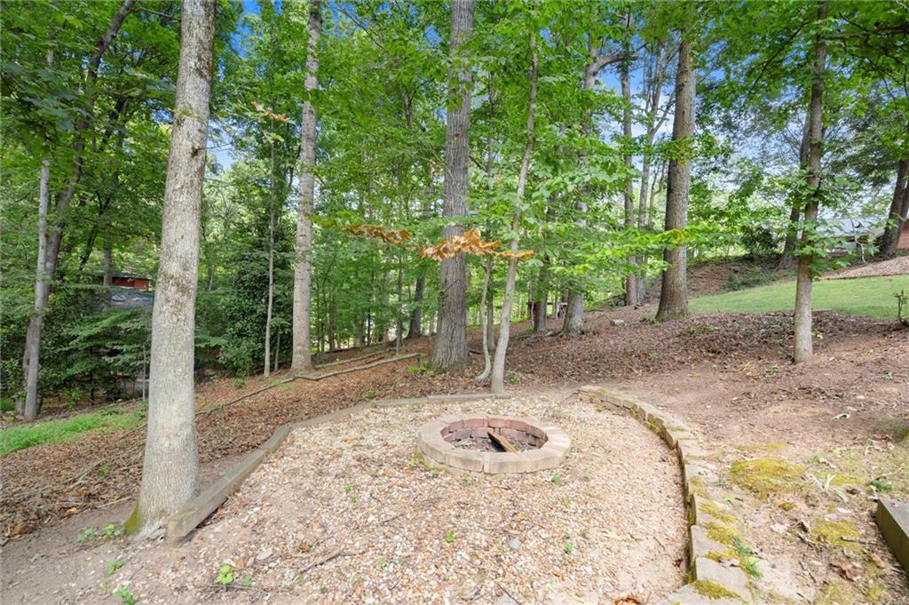 Roswell, Georgia, 30075, United States, 5 Bedrooms Bedrooms, ,5 BathroomsBathrooms,Residential,For Sale,1903038