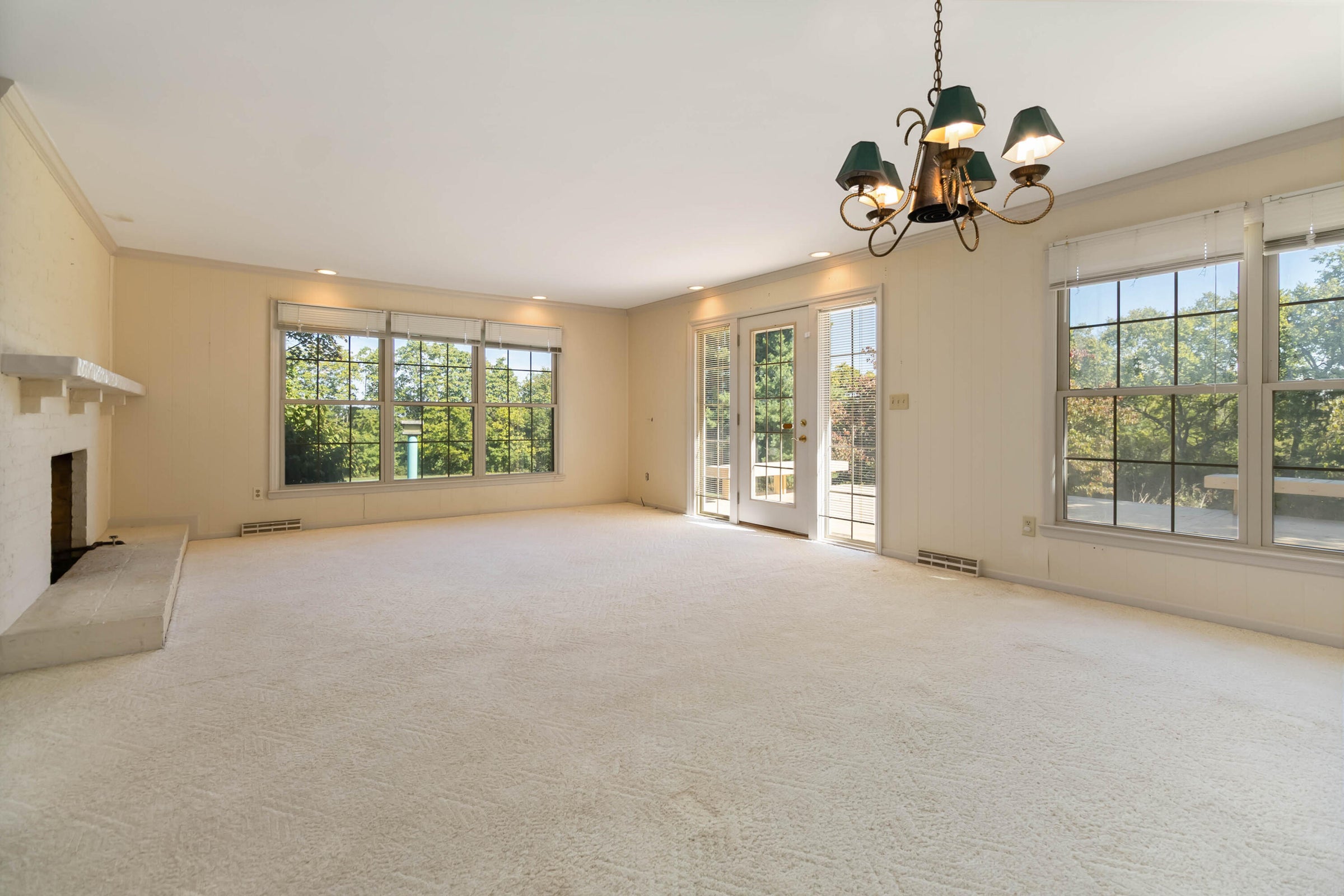 Richmond, Kentucky, 40475, United States, 4 Bedrooms Bedrooms, ,3 BathroomsBathrooms,Residential,For Sale,2006123