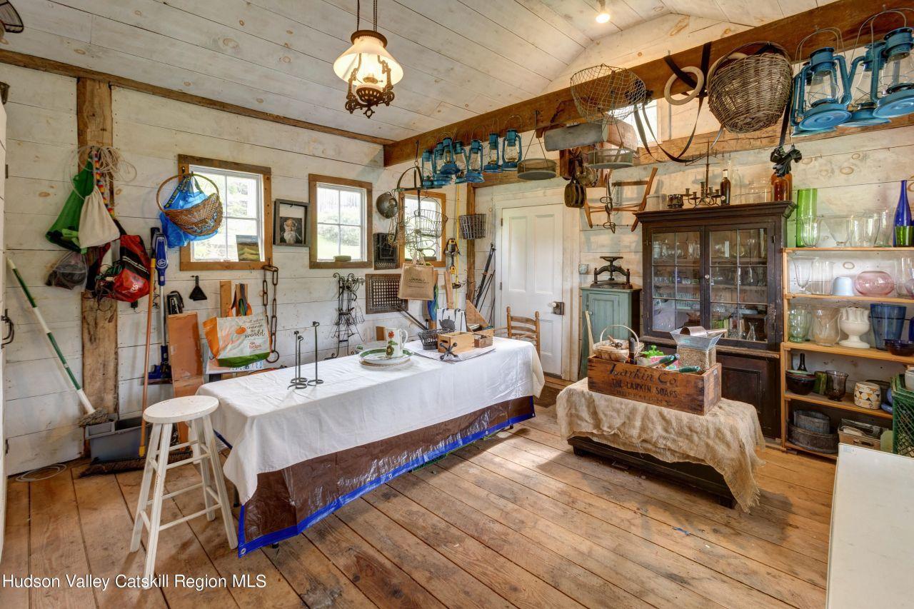 Bovina, New York, 13740, United States, 4 Bedrooms Bedrooms, ,2 BathroomsBathrooms,Residential,For Sale,1826483