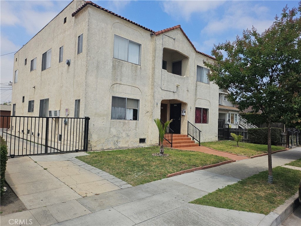 Middleton St, Huntington Park, CA 90255