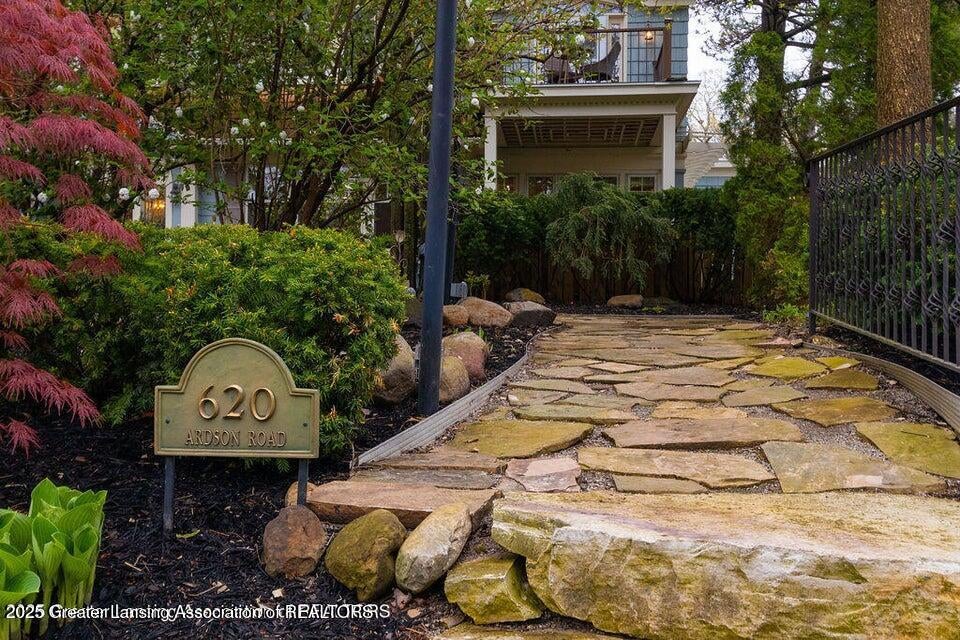 East Lansing, Michigan, 48823, United States, 6 Bedrooms Bedrooms, ,6 BathroomsBathrooms,Residential,For Sale,1992121