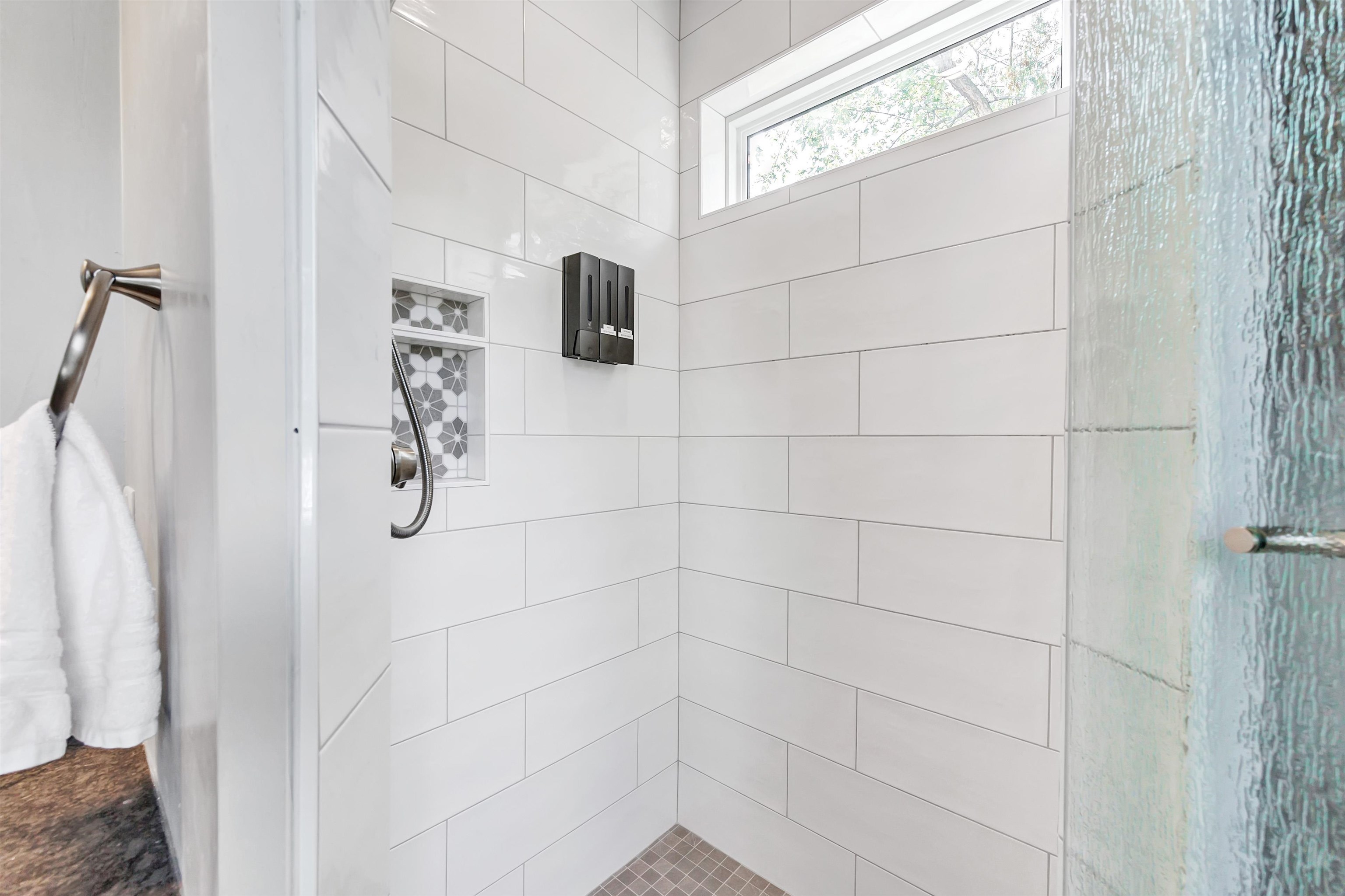 DE PERE, Wisconsin, 54115, United States, 4 Bedrooms Bedrooms, ,4 BathroomsBathrooms,Residential,For Sale,1948922