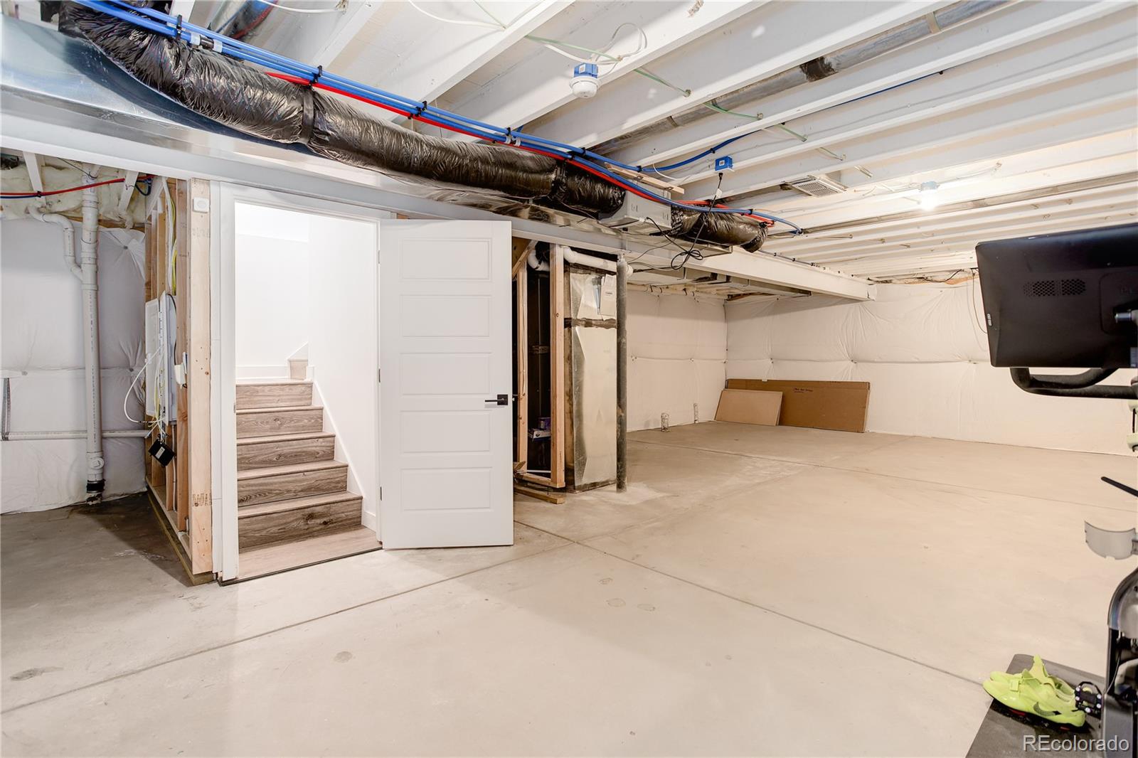 Castle Pines, Colorado, 80108, United States, 3 Bedrooms Bedrooms, ,2 BathroomsBathrooms,Residential,For Sale,1865426