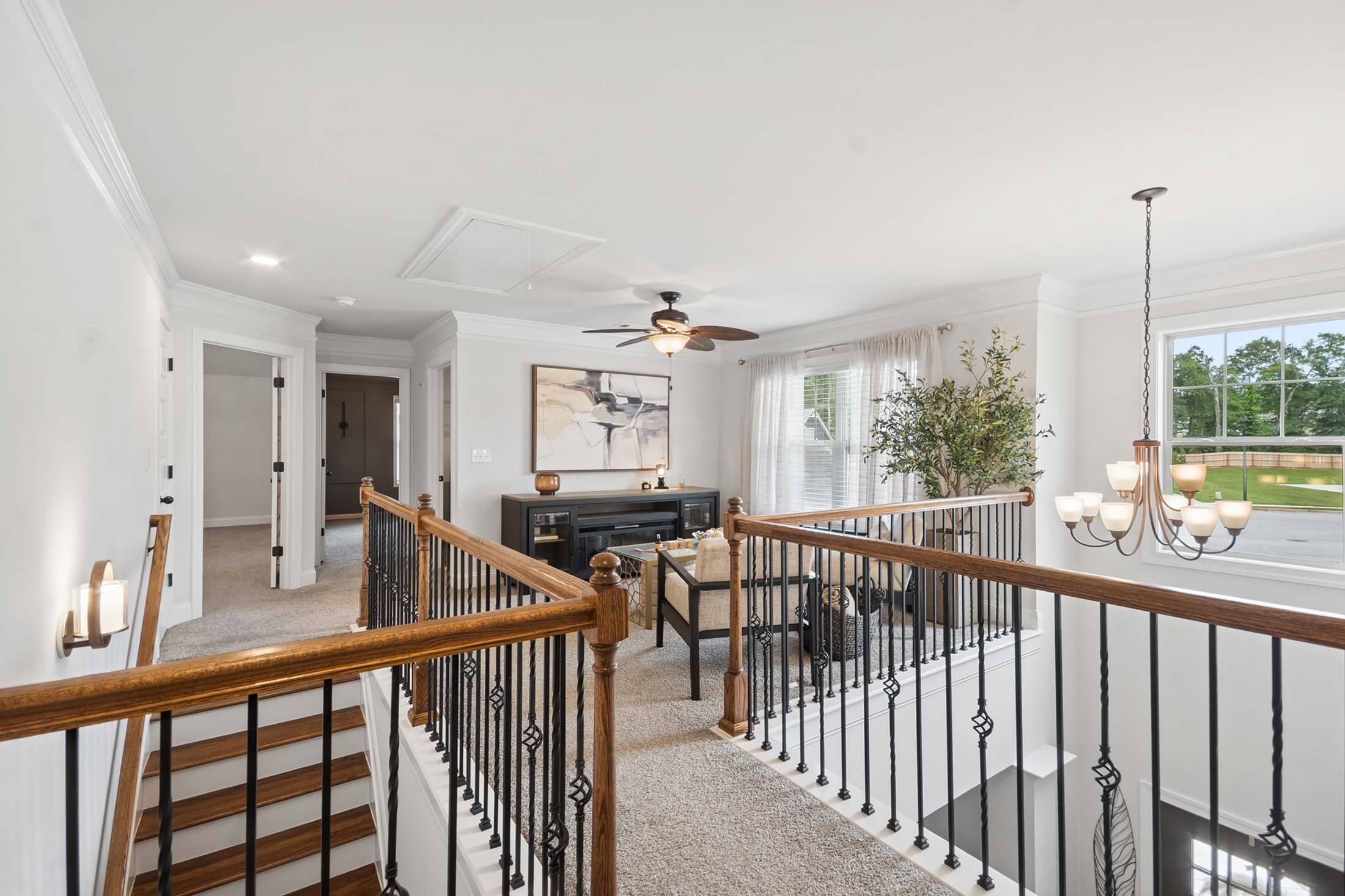  Thoughtfully Designed Home in Private, Nine Oaks Neighborhood - 物件實景
