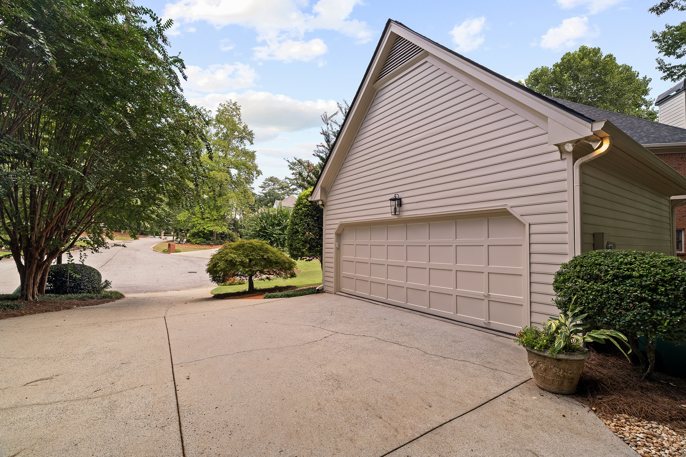  Refined Living on a Quiet Cul-de-sac in Chastain Park - 物件實景
