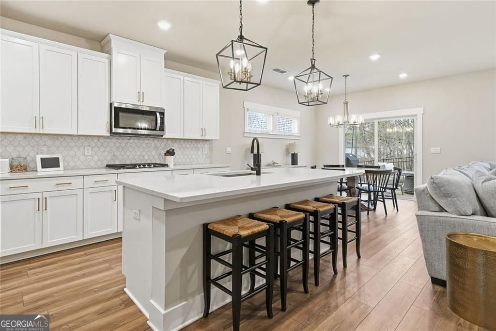 Woodstock, Georgia, 30188, United States, 5 Bedrooms Bedrooms, ,3 BathroomsBathrooms,Residential,For Sale,2006573