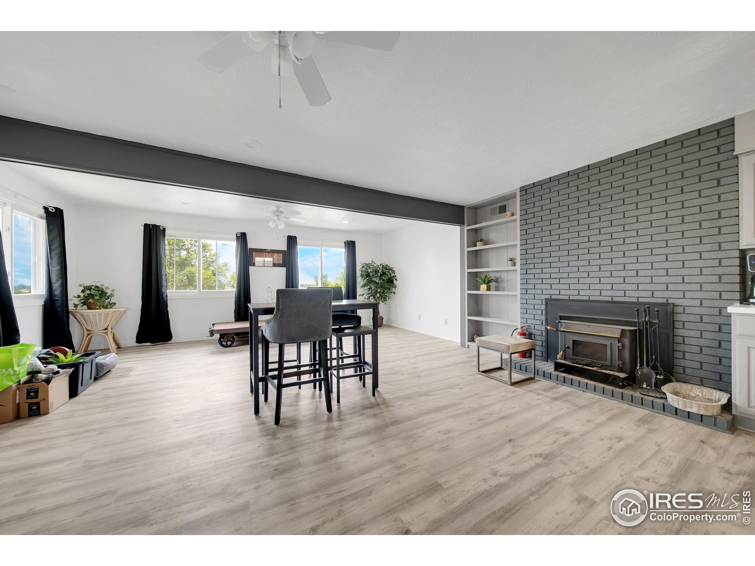Brush, Colorado, 80723, United States, 5 Bedrooms Bedrooms, ,2 BathroomsBathrooms,Residential,For Sale,1915301