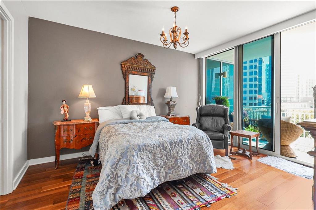 Atlanta, Georgia, 30326, United States, 2 Bedrooms Bedrooms, ,3 BathroomsBathrooms,Residential,For Sale,1949751