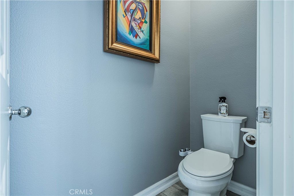 LAKE ELSINORE, California, 92530, United States, 5 Bedrooms Bedrooms, ,3 BathroomsBathrooms,Residential,For Sale,1828180