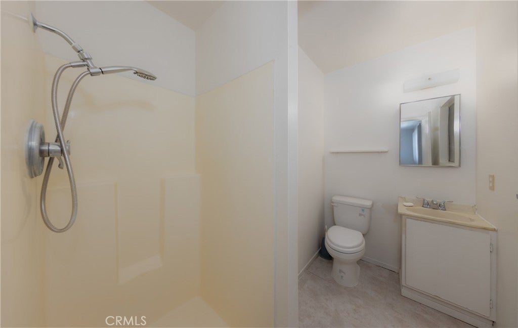 Fontana, California, 92336, United States, 3 Bedrooms Bedrooms, ,2 BathroomsBathrooms,Residential,For Sale,1983811