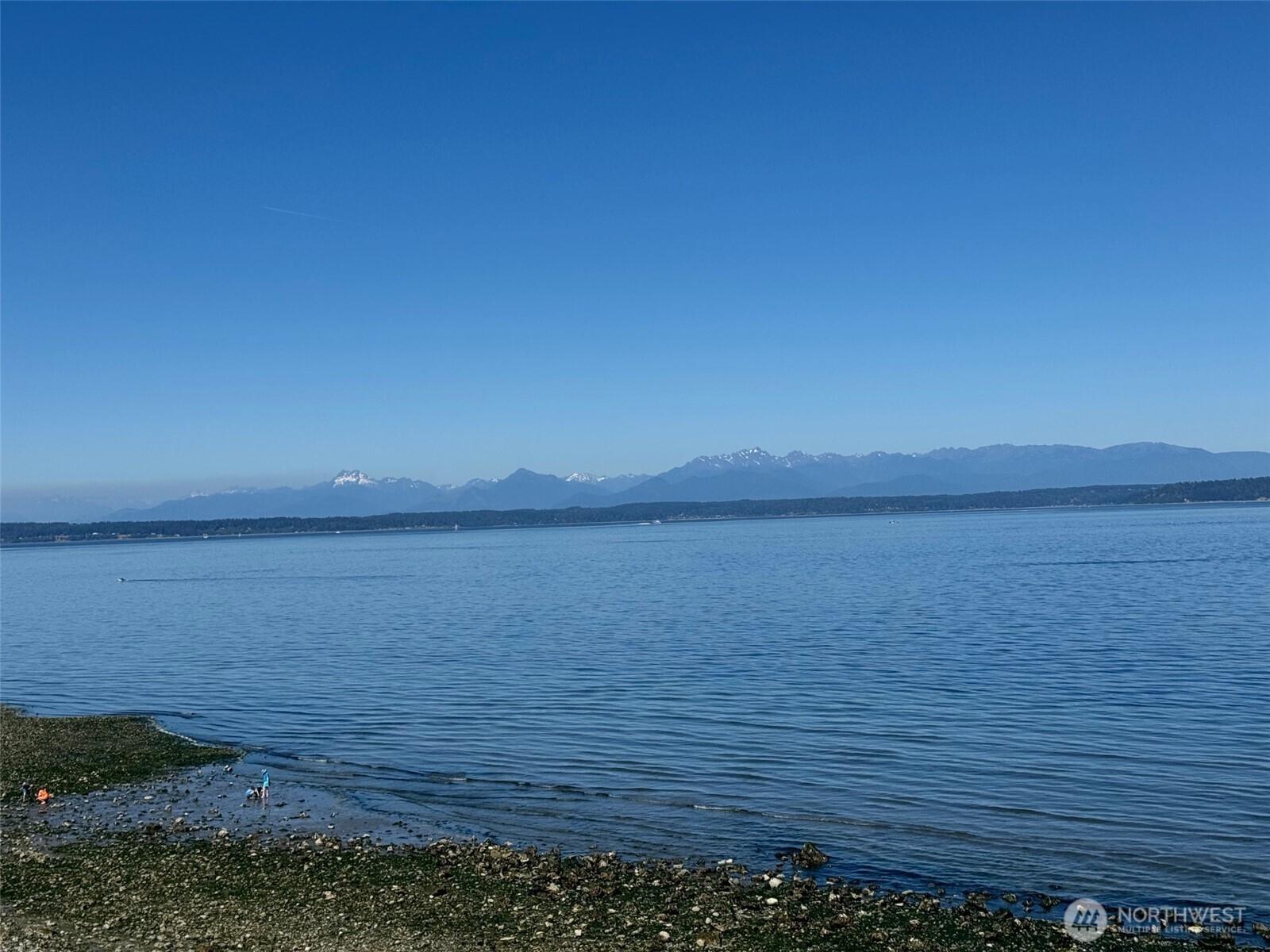 SEATTLE, Washington, 98133, United States, 3 Bedrooms Bedrooms, ,3 BathroomsBathrooms,Residential,For Sale,1890741