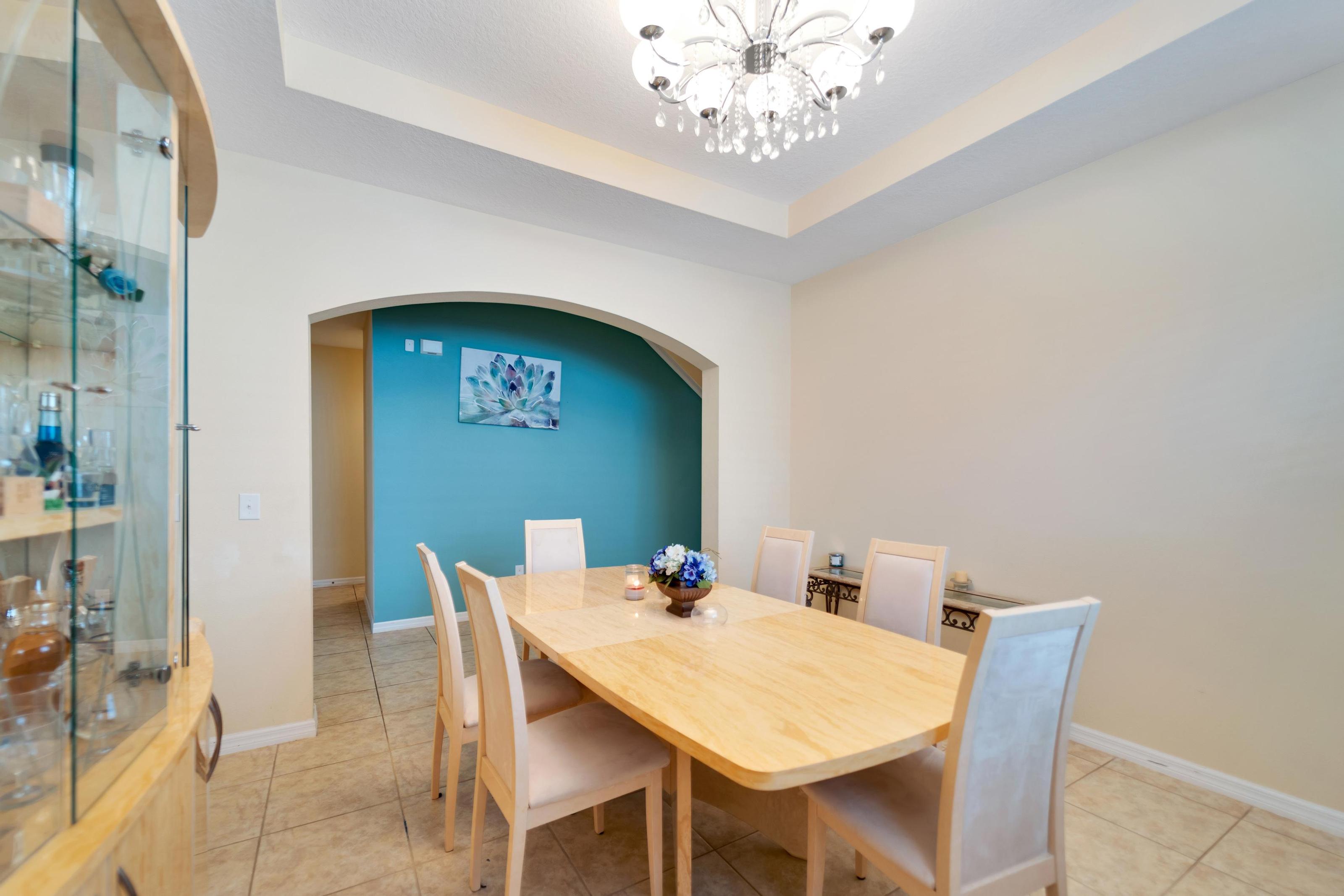 Riverview, Florida, 33578, United States, 5 Bedrooms Bedrooms, ,5 BathroomsBathrooms,Residential,For Sale,1869985