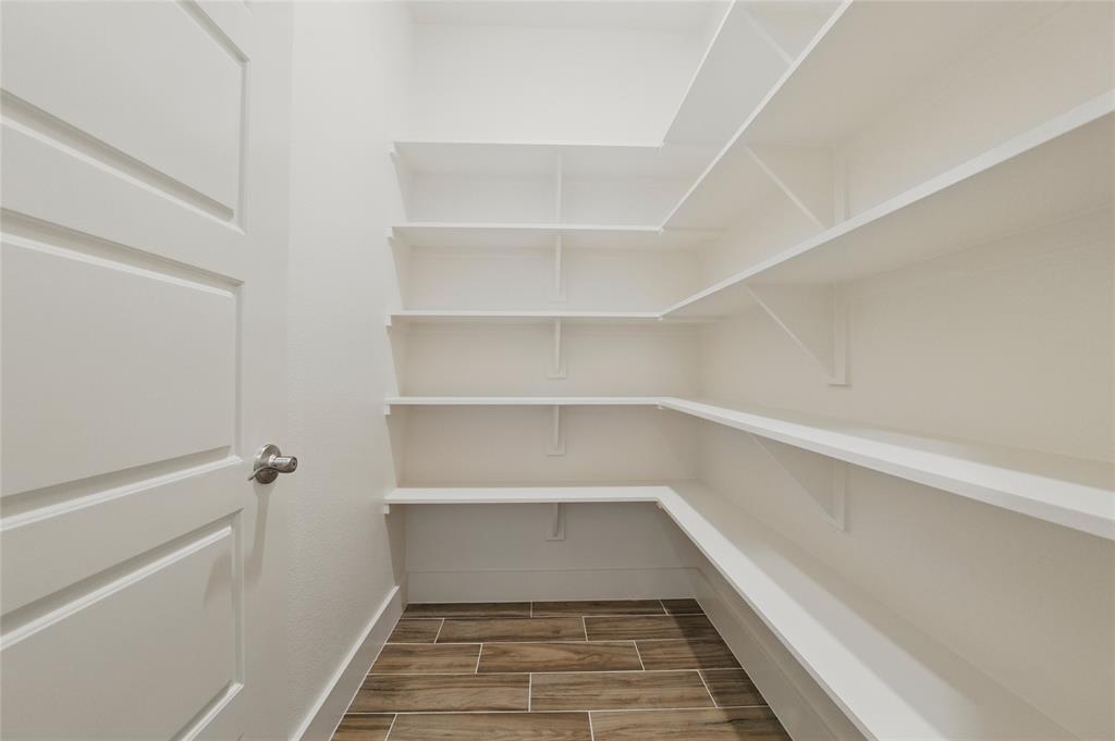 Weatherford, Texas, 76085, United States, 4 Bedrooms Bedrooms, ,3 BathroomsBathrooms,Residential,For Sale,1976315