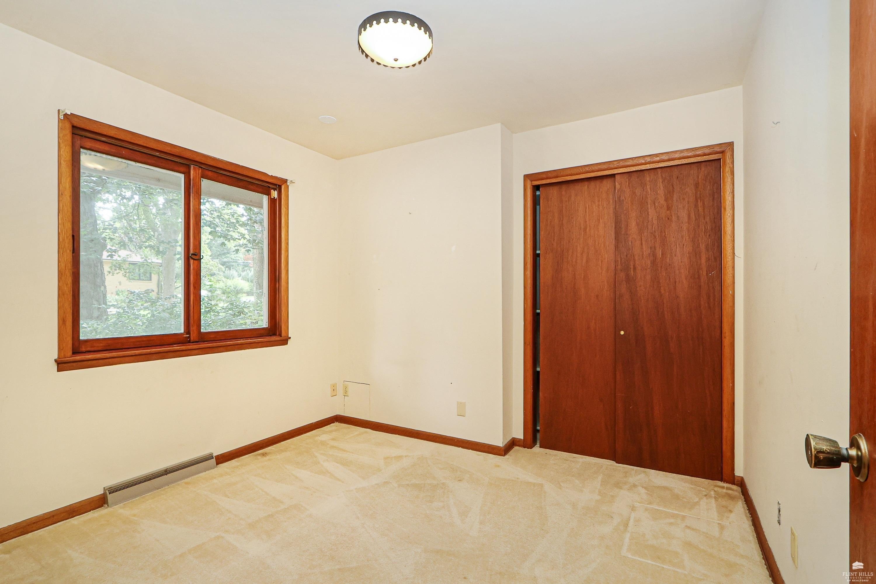 Oakdale Dr, Manhattan, KS 66502 #1