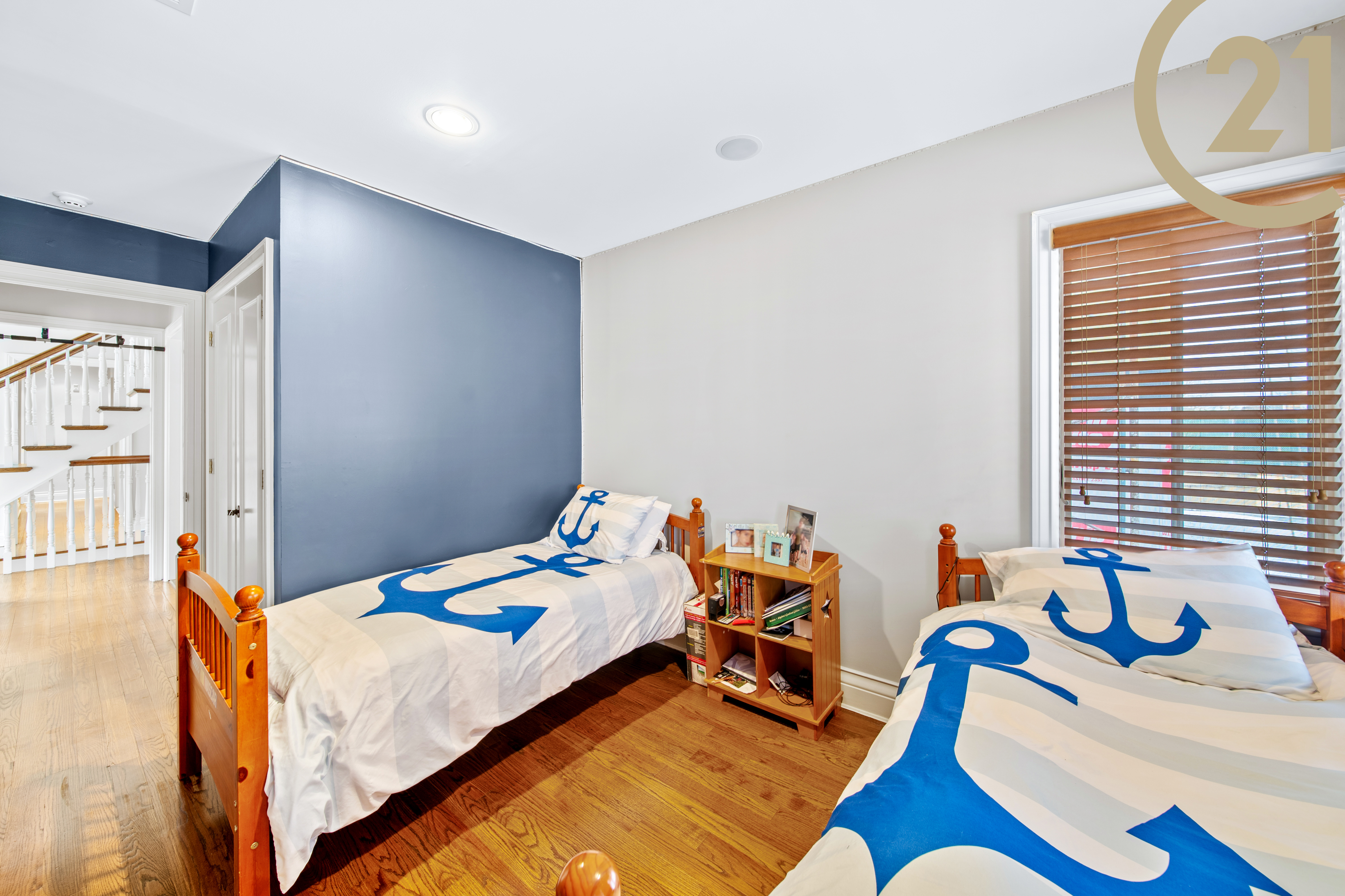 Brooklyn, New York, 11210, United States, 7 Bedrooms Bedrooms, ,5 BathroomsBathrooms,Residential,For Sale,1895266