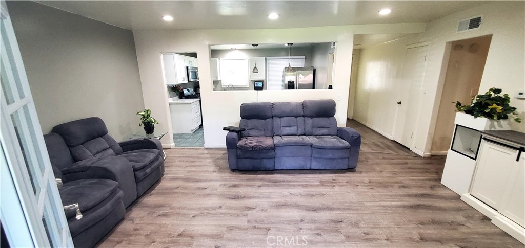 San Bernardino, California, 92410, United States, 4 Bedrooms Bedrooms, ,2 BathroomsBathrooms,Residential,For Sale,1911551