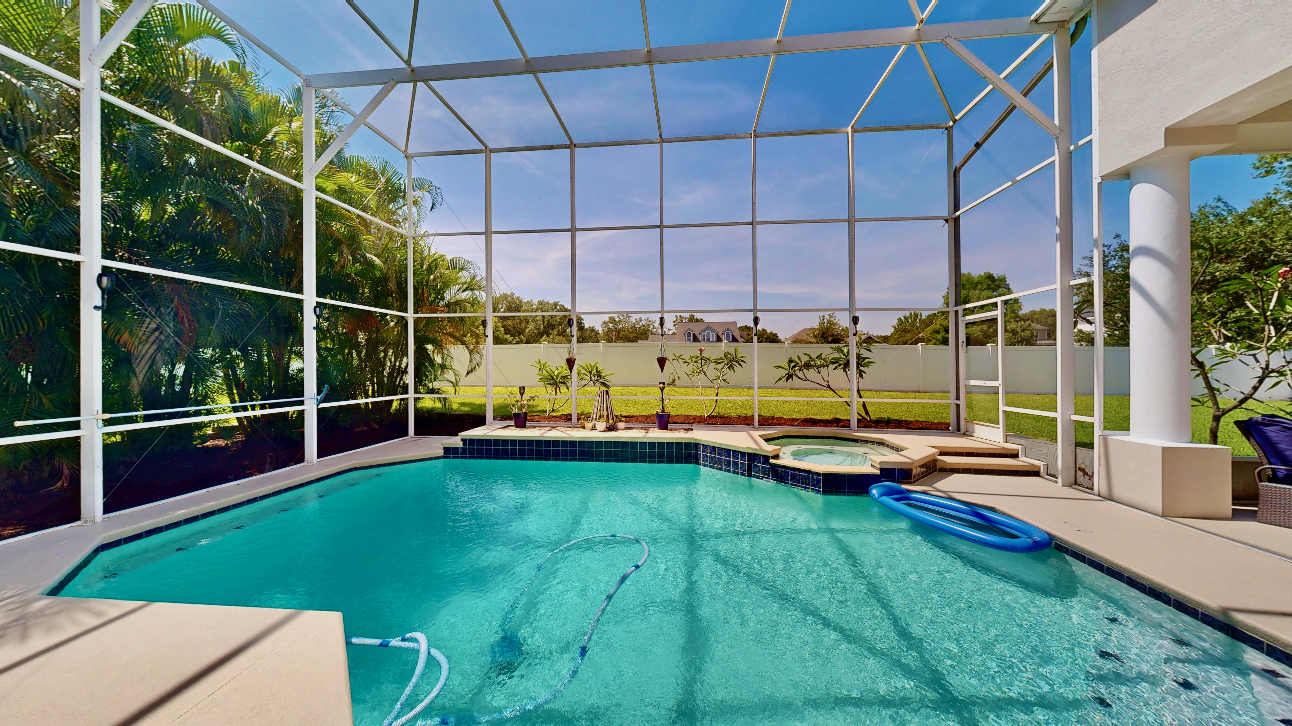 Oakland, Florida, 34760, United States, 4 Bedrooms Bedrooms, ,3 BathroomsBathrooms,Residential,For Sale,1828727