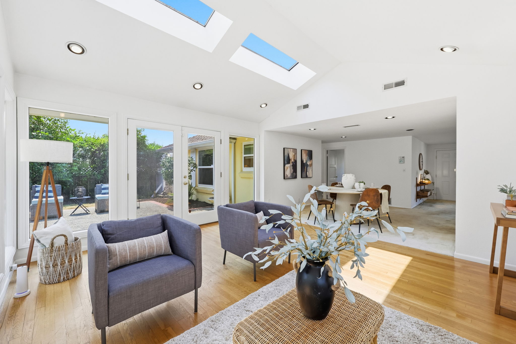  1016 Sunset Wy, Bellevue, WA 98004 - 物件實景