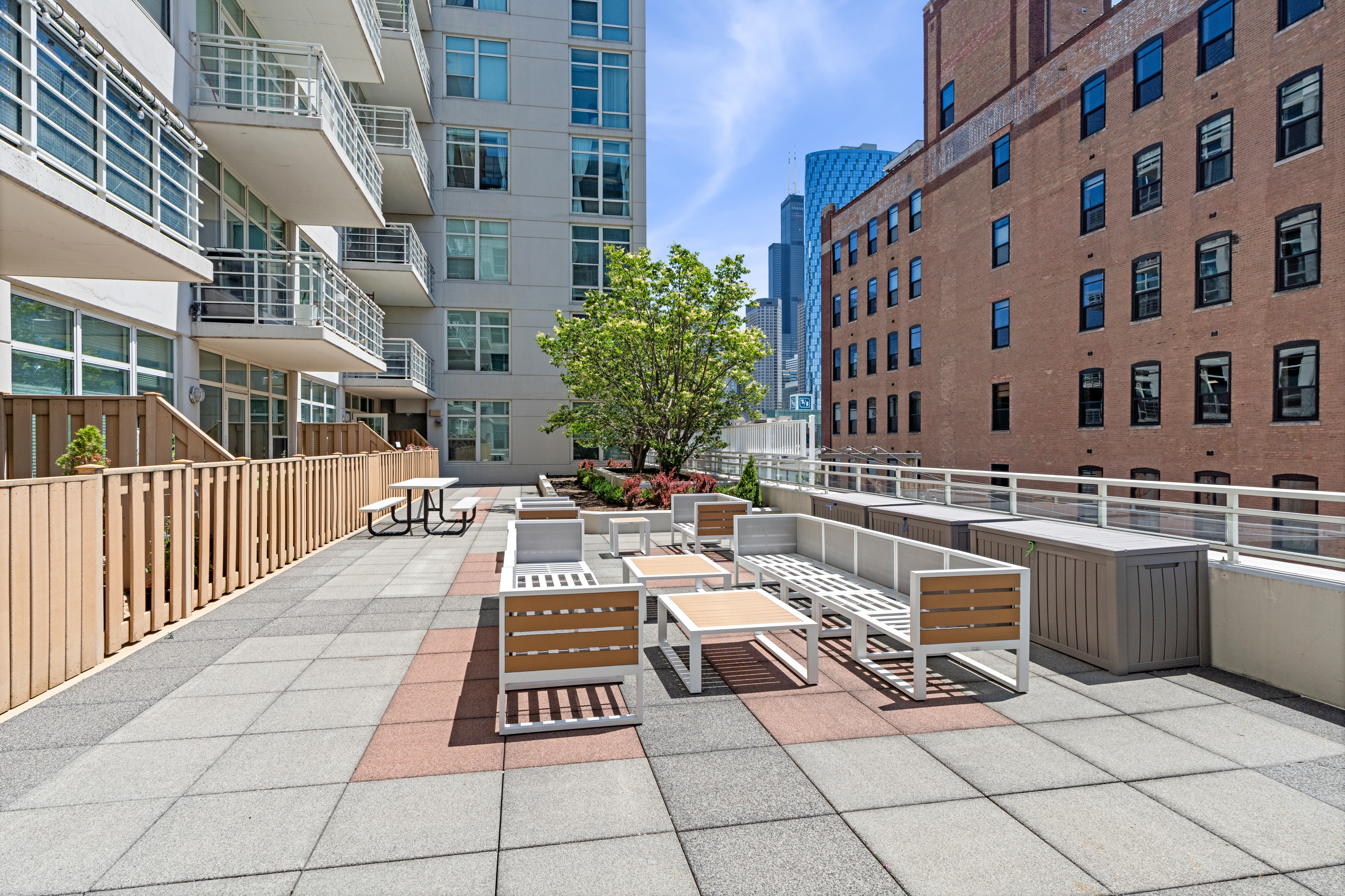  Spacious and Bright One Bedroom Condo in Perfect West Loop Location - 物件實景