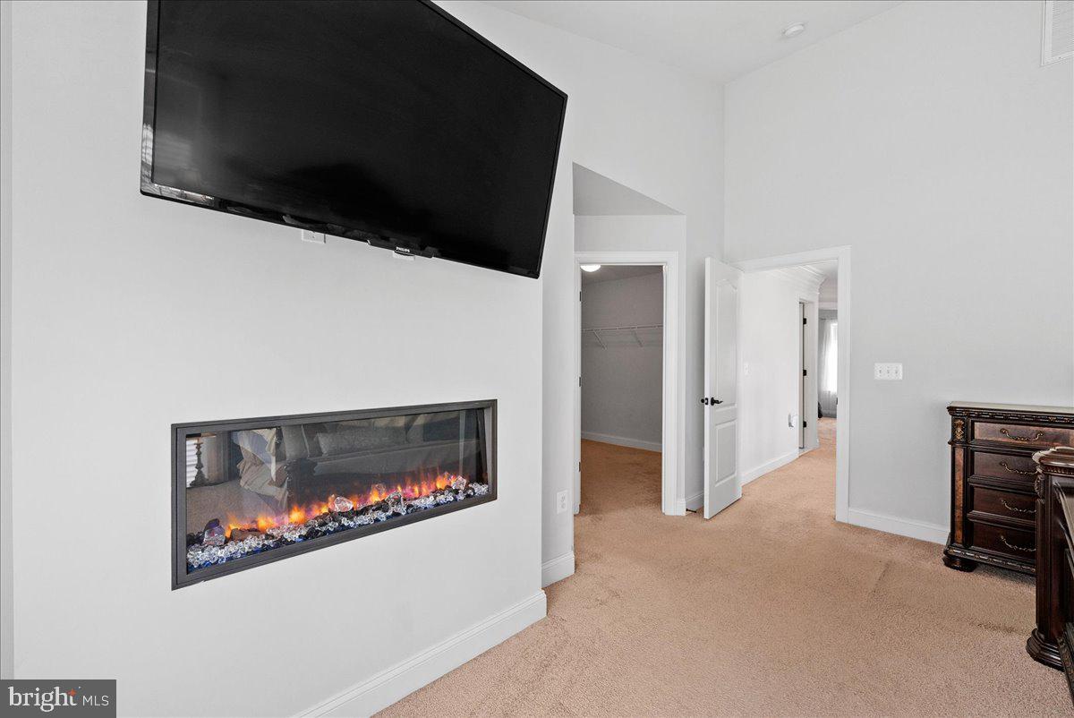 Woodbridge, Virginia, 22193, United States, 3 Bedrooms Bedrooms, ,4 BathroomsBathrooms,Residential,For Sale,1921081