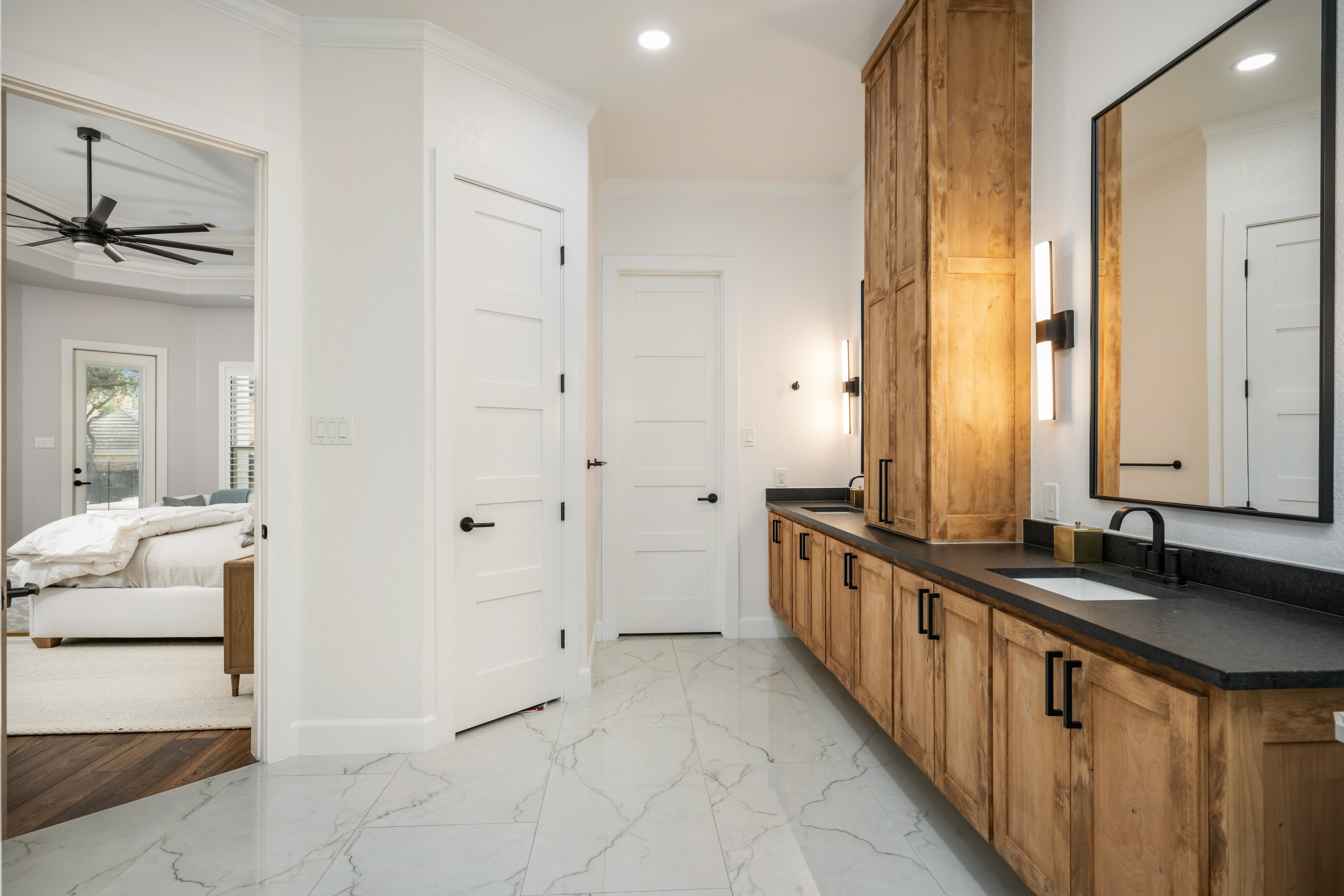  Elegant Retreat with Resort-Style Backyard - 物件實景