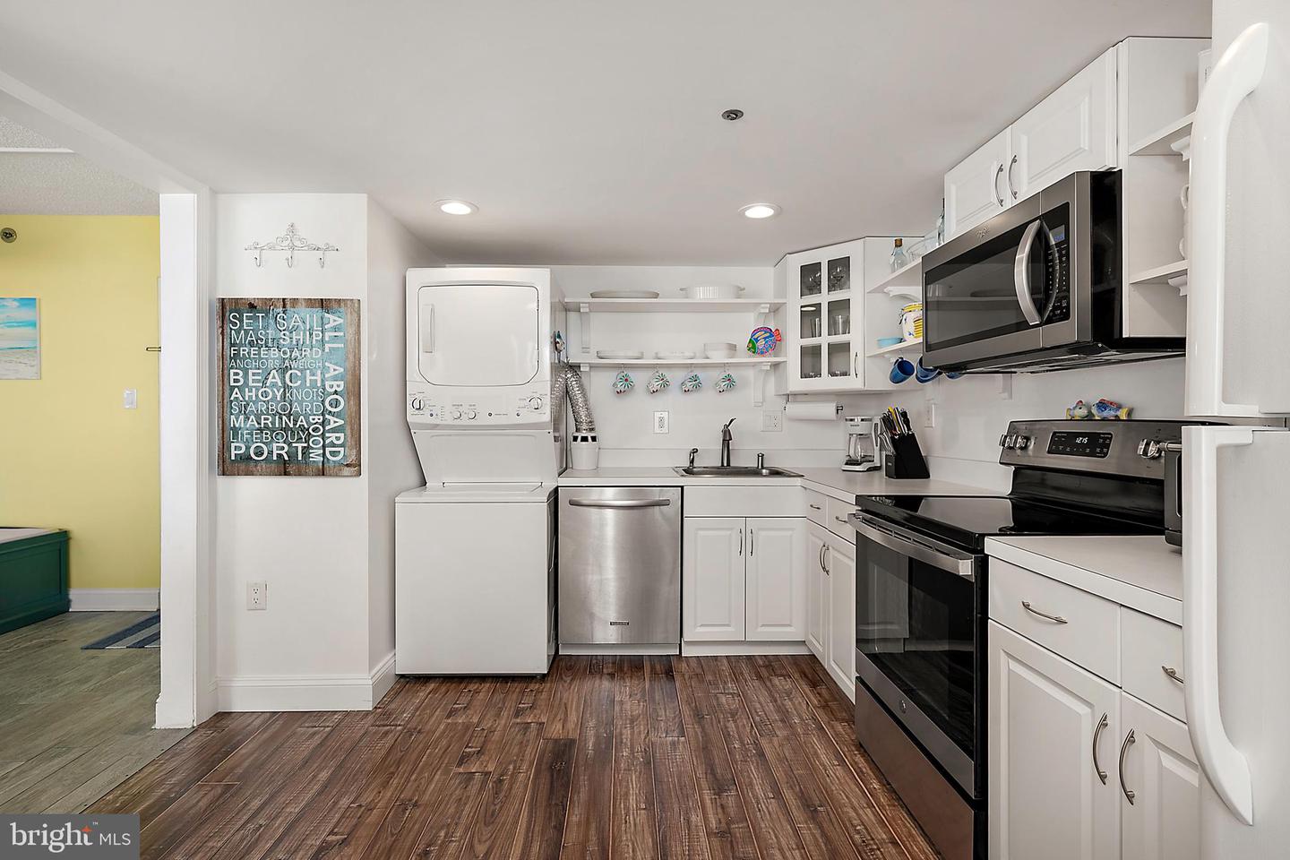 Ocean City, Maryland, 21842, United States, 2 Bedrooms Bedrooms, ,2 BathroomsBathrooms,Residential,For Sale,1957102