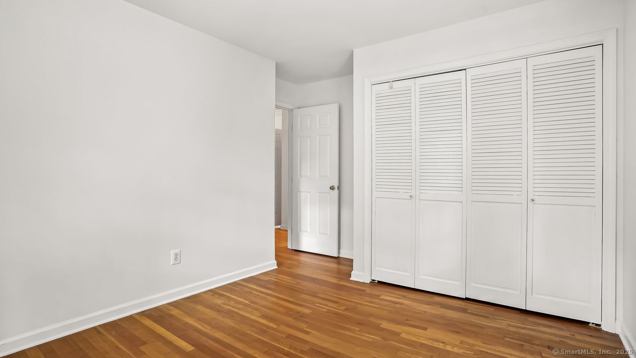 Easton, Connecticut, 06612, United States, 4 Bedrooms Bedrooms, ,4 BathroomsBathrooms,Residential,For Sale,1895469