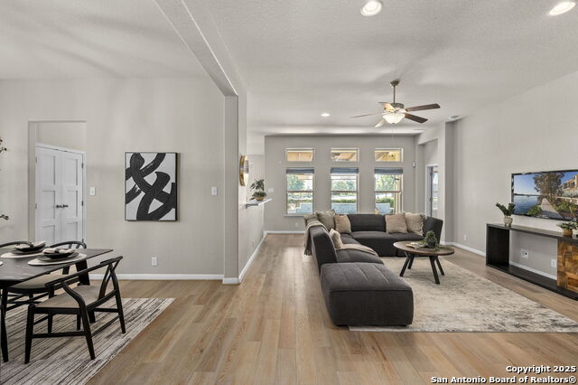 Schertz, Texas, 78154, United States, 4 Bedrooms Bedrooms, ,4 BathroomsBathrooms,Residential,For Sale,1989304