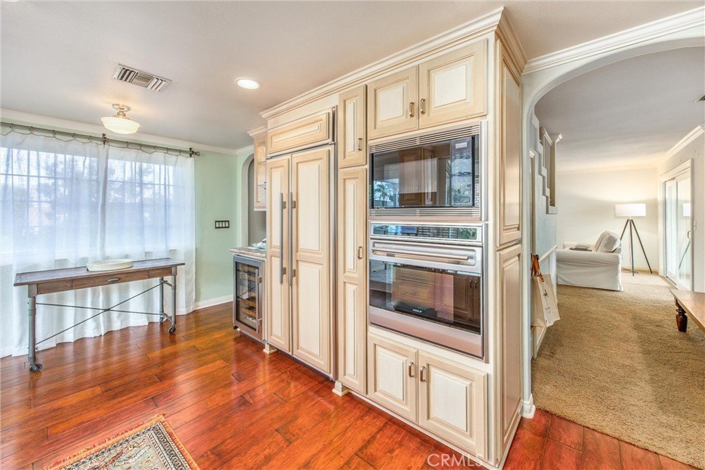 Redlands, California, 92374, United States, 3 Bedrooms Bedrooms, ,3 BathroomsBathrooms,Residential,For Sale,1974404