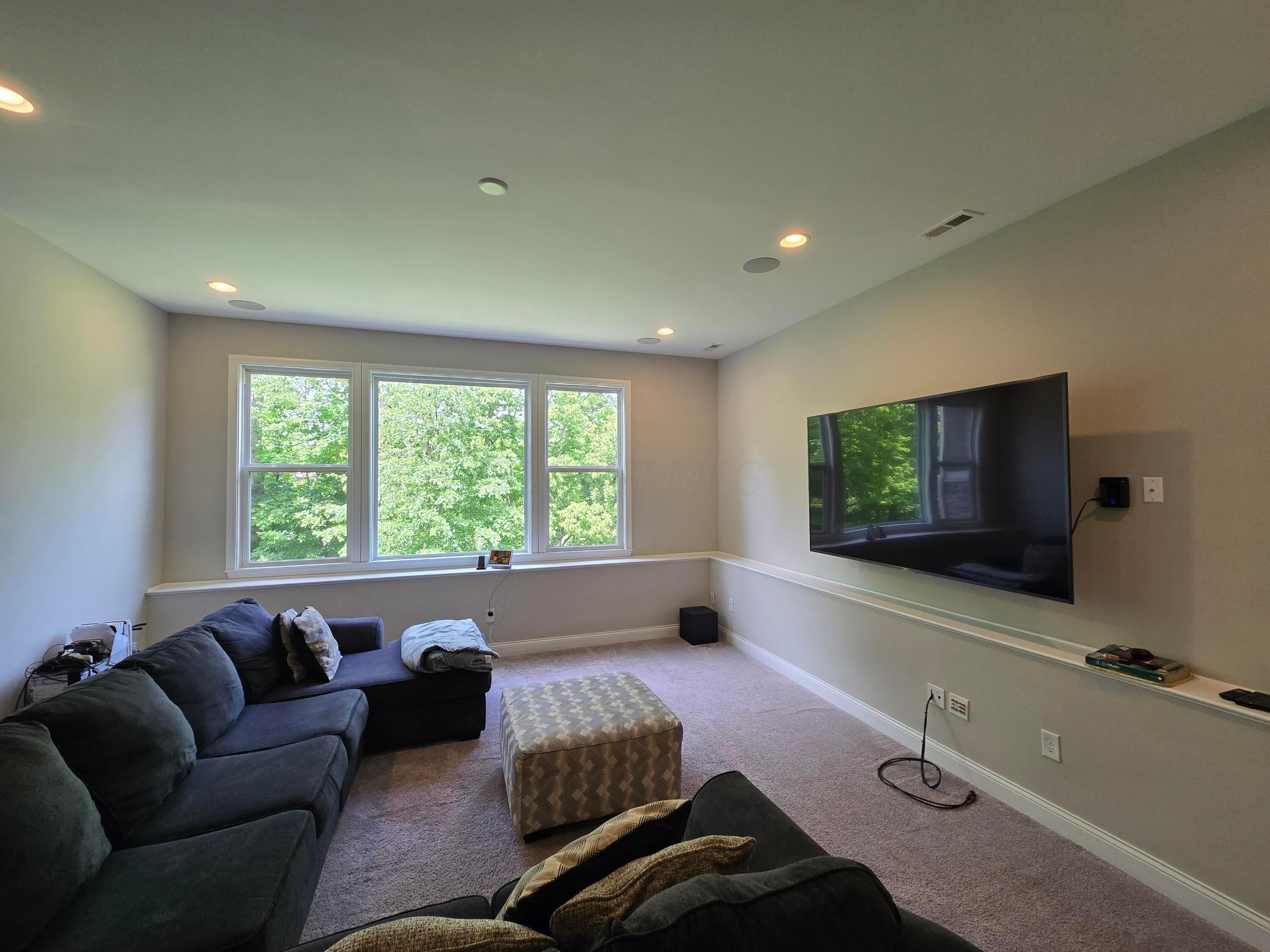 Pickerington, Ohio, 43147, United States, 5 Bedrooms Bedrooms, ,5 BathroomsBathrooms,Residential,For Sale,2048451