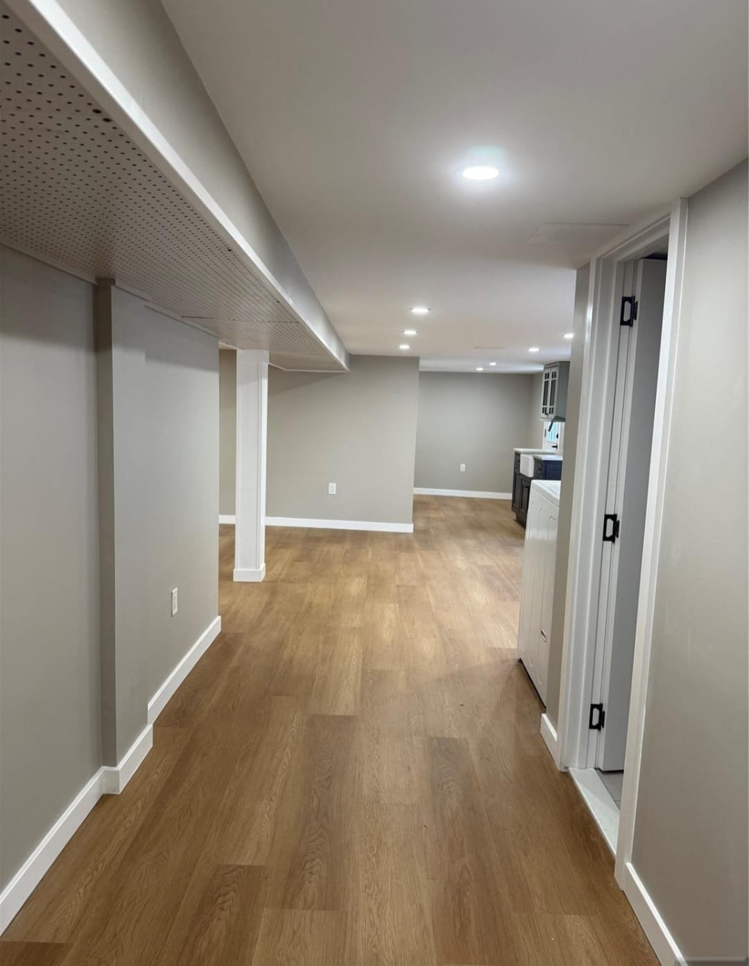 Little Ferry, New Jersey, 07643, United States, 5 Bedrooms Bedrooms, ,2 BathroomsBathrooms,Residential,For Sale,1983964