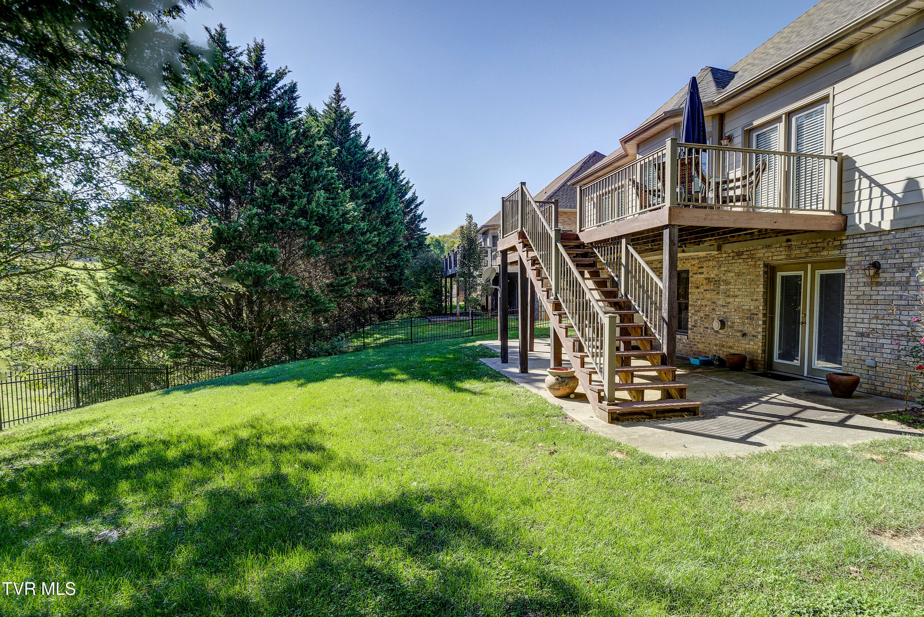 Johnson City, Tennessee, 37604, United States, 5 Bedrooms Bedrooms, ,3 BathroomsBathrooms,Residential,For Sale,1964815