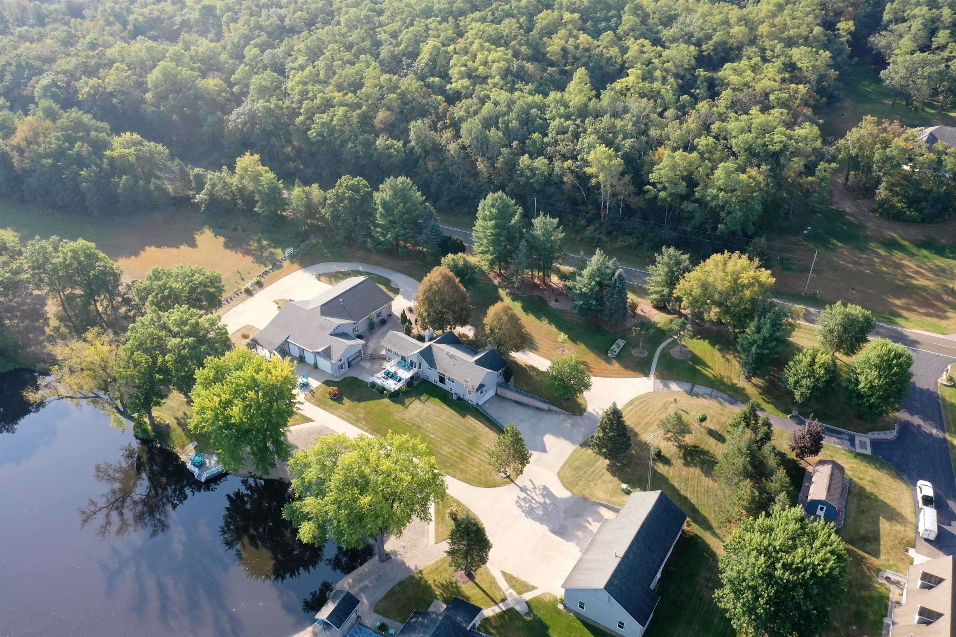 Rio, Wisconsin, 53960, United States, 3 Bedrooms Bedrooms, ,3 BathroomsBathrooms,Residential,For Sale,1976824