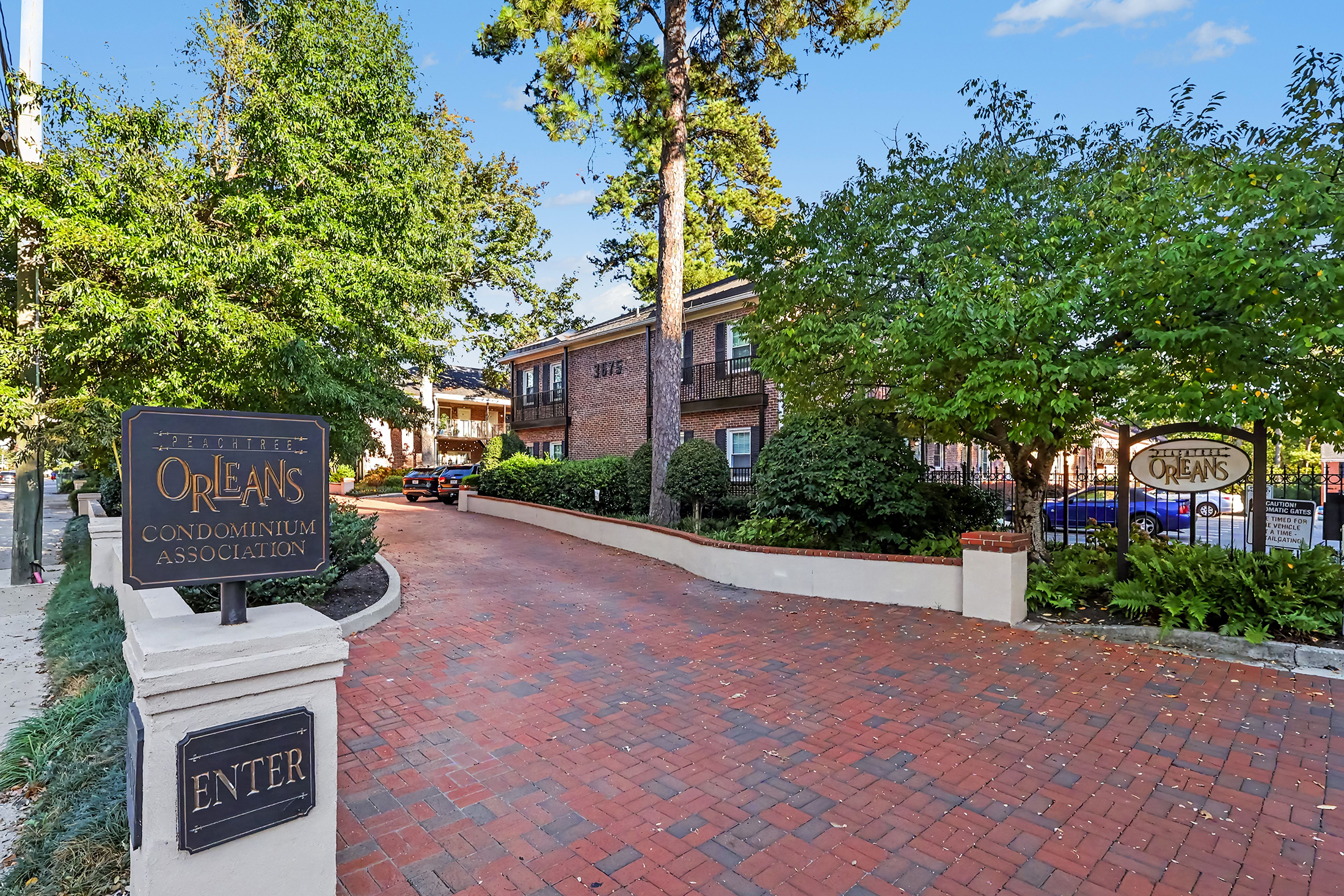  Recently Renovated Jewel Box Top Floor Condo in Gated Peachtree Orleans - 物件實景