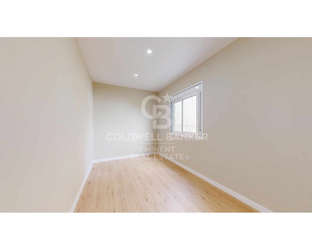 Barcelona, Catalonia, ES, 3 Bedrooms Bedrooms, ,1 BathroomBathrooms,Residential,For Sale,1949864