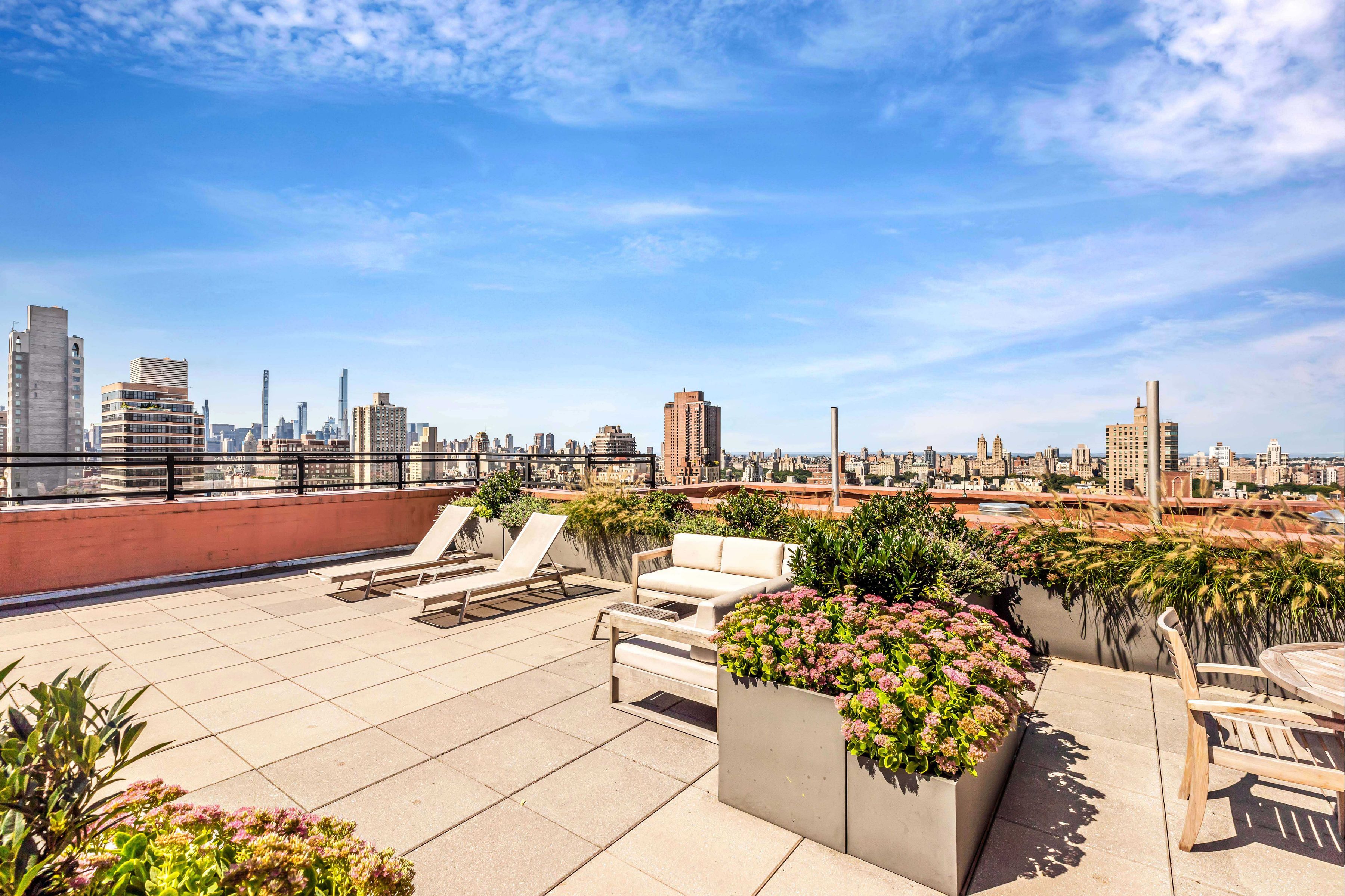  200 East 94th Street - 物件實景