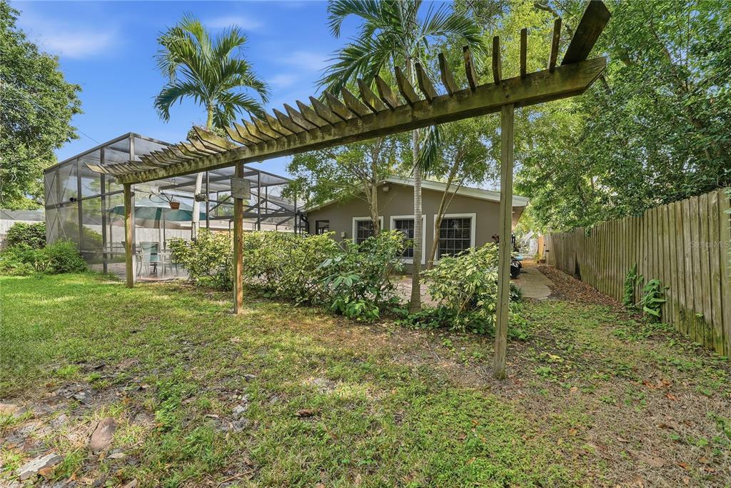 St Petersburg, Florida, 33703, United States, 4 Bedrooms Bedrooms, ,4 BathroomsBathrooms,Residential,For Sale,2002188