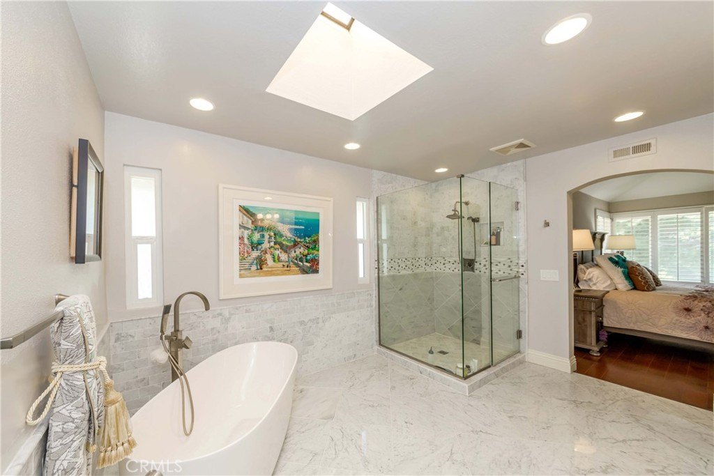 Newport Beach, California, 92660, United States, 4 Bedrooms Bedrooms, ,4 BathroomsBathrooms,Residential,For Sale,1759527