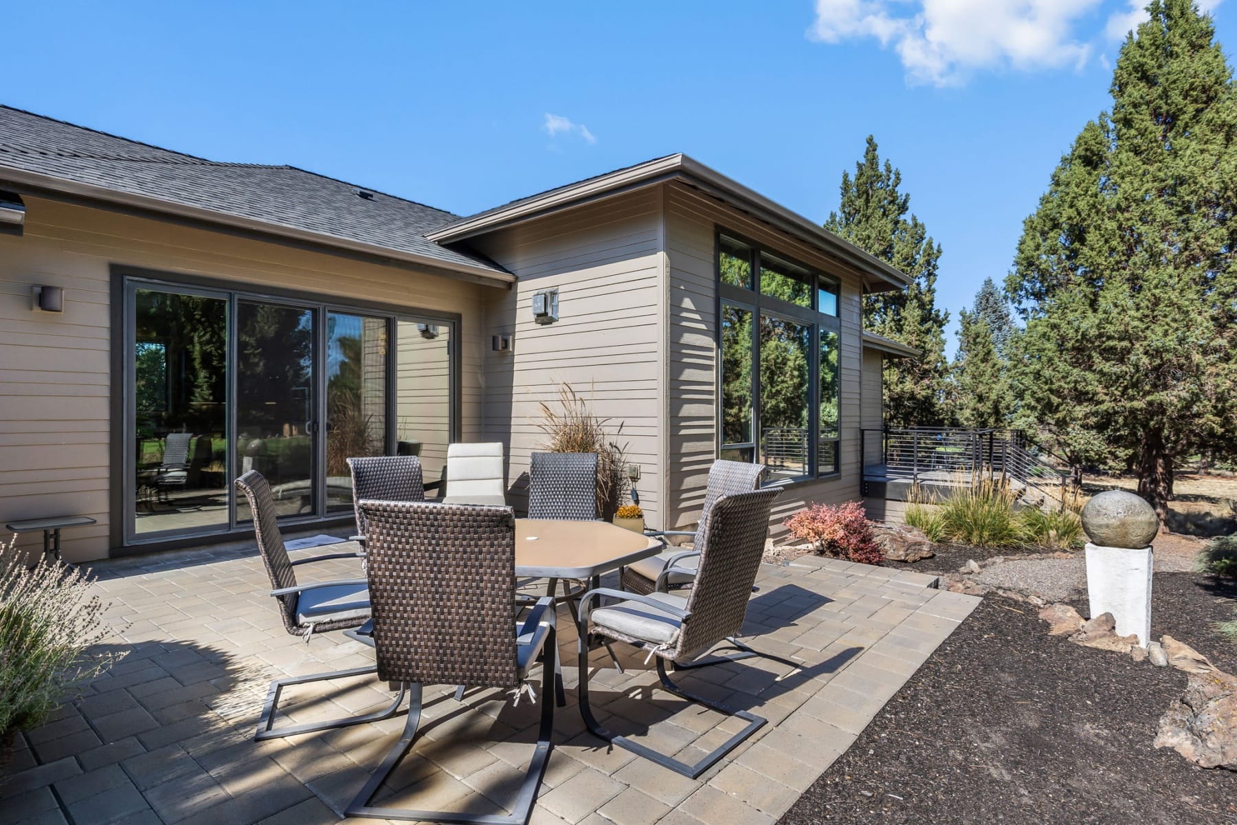  704 Golden Pheasant Drive Redmond, OR 97756 - 物件實景