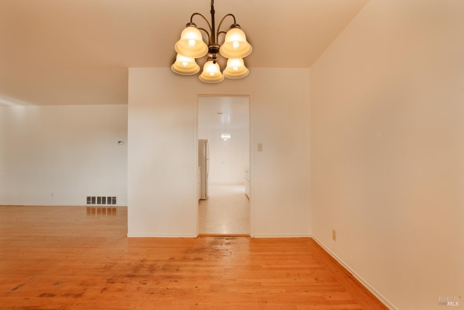 Vallejo, California, 94591, United States, 3 Bedrooms Bedrooms, ,2 BathroomsBathrooms,Residential,For Sale,1932094