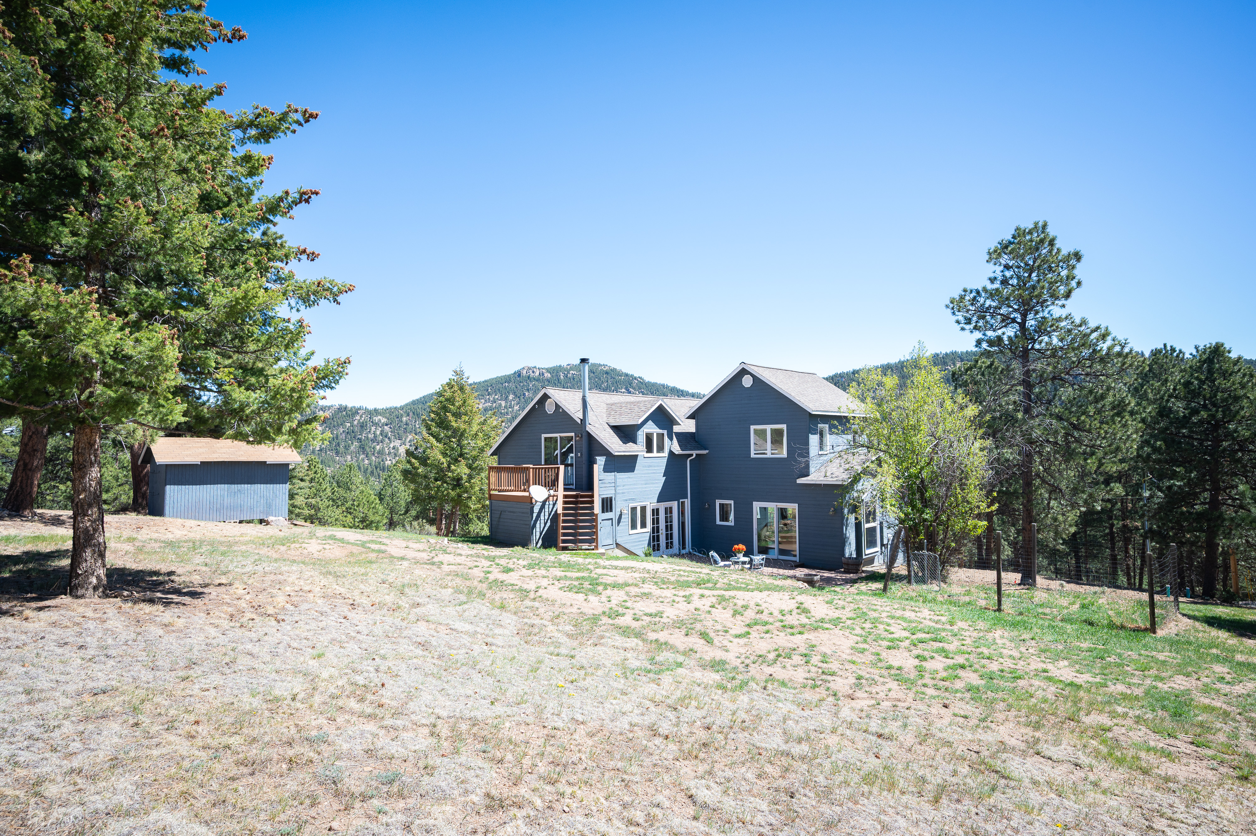  Nestled into the Foothills of The Rocky Mountains Your Shire Awaits - 物件實景