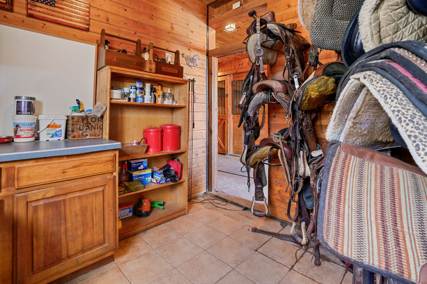  417 Candia Road - 物件實景