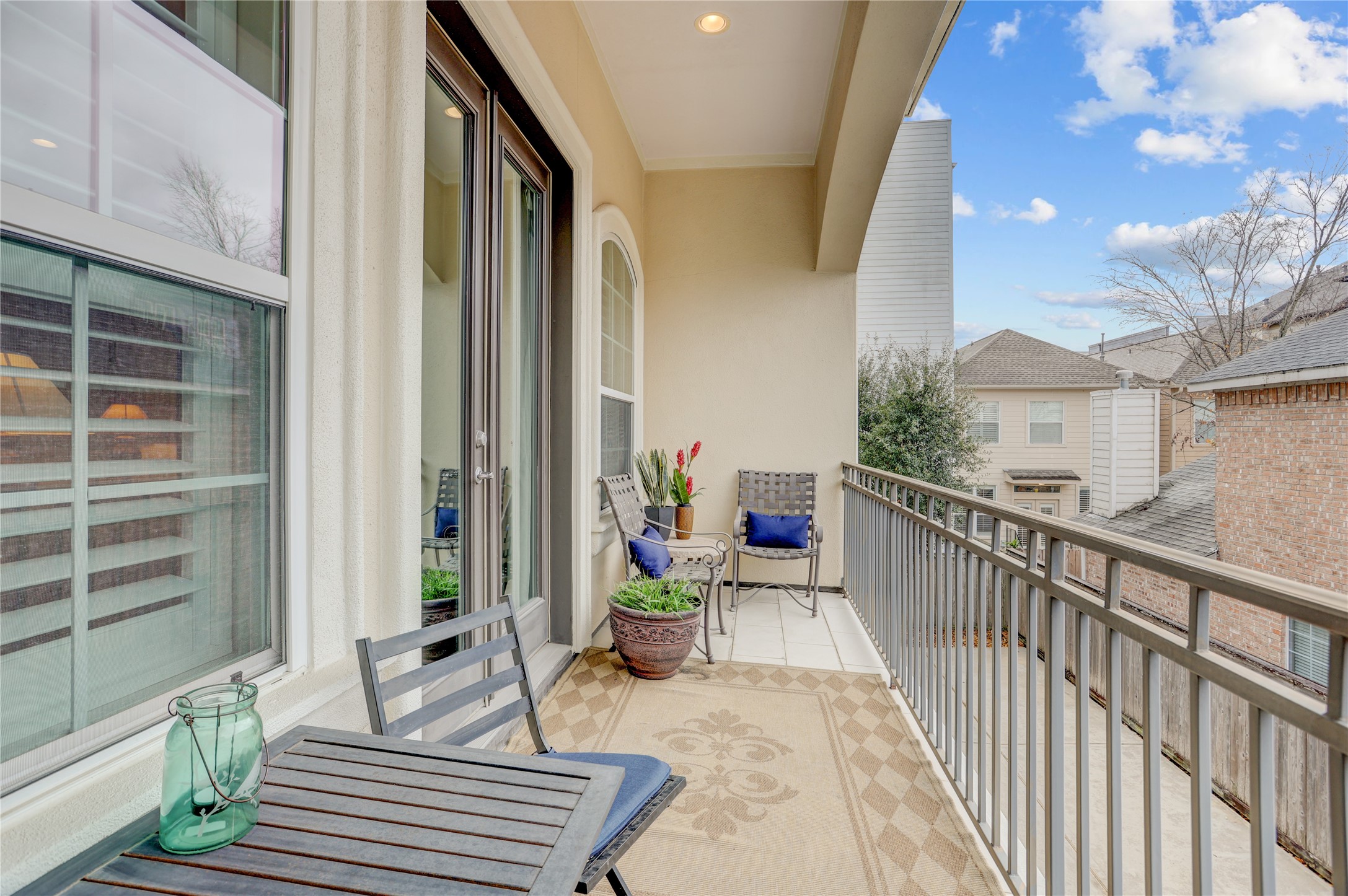  5637 Kiam Street D - 物件實景
